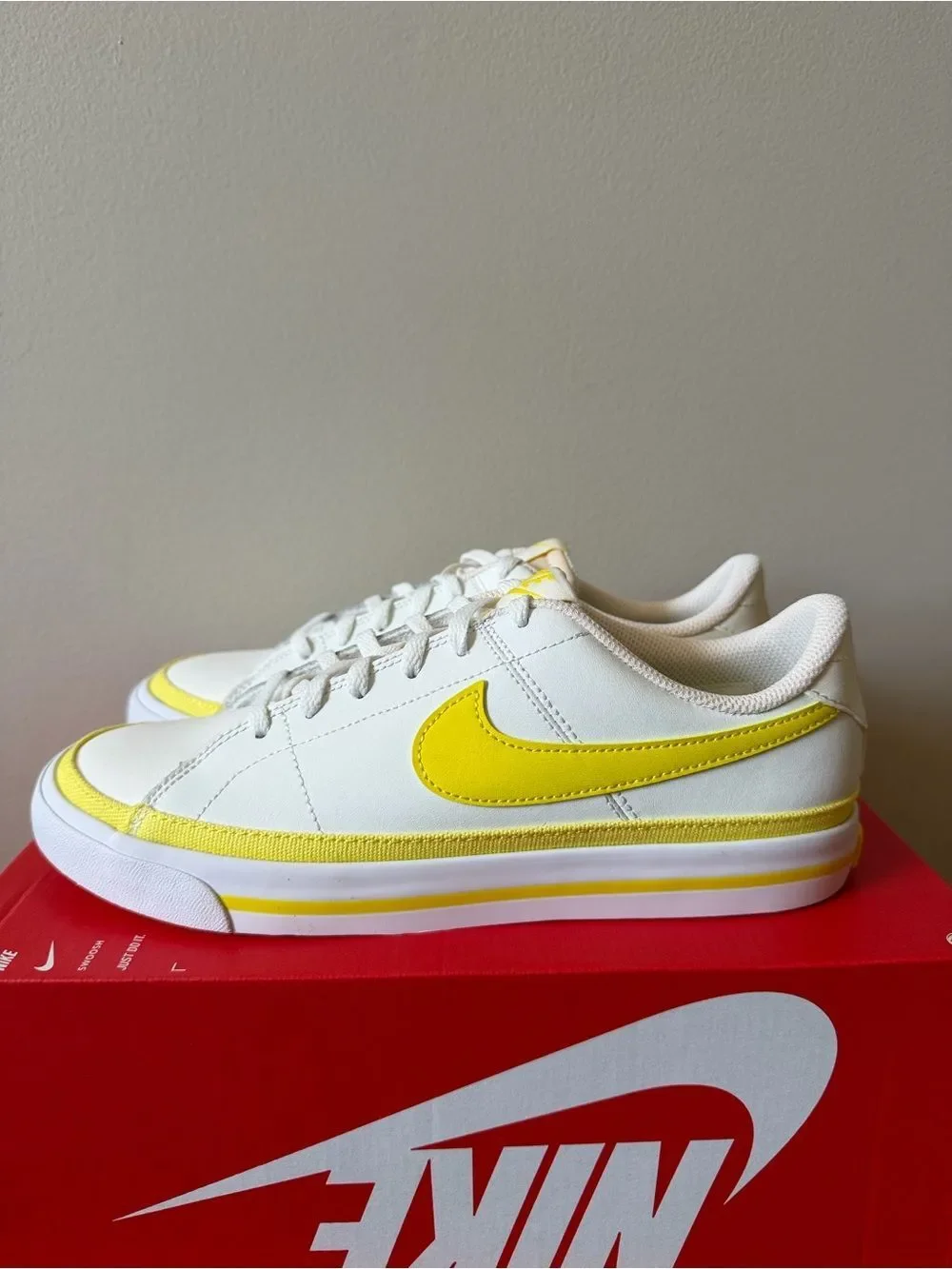 Nike Court Legacy GS Summit White Yellow DA5380-119 Size 6Y